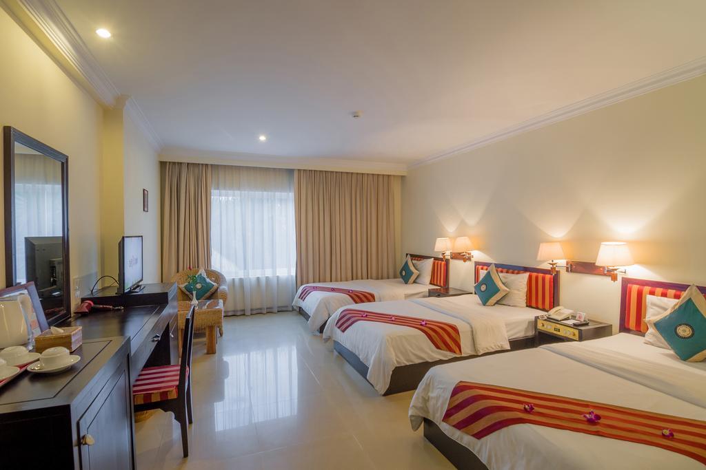 Angkor Riviera Hotel Siem Reap Exteriör bild