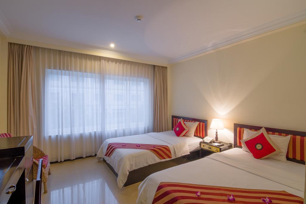 Angkor Riviera Hotel Siem Reap Exteriör bild