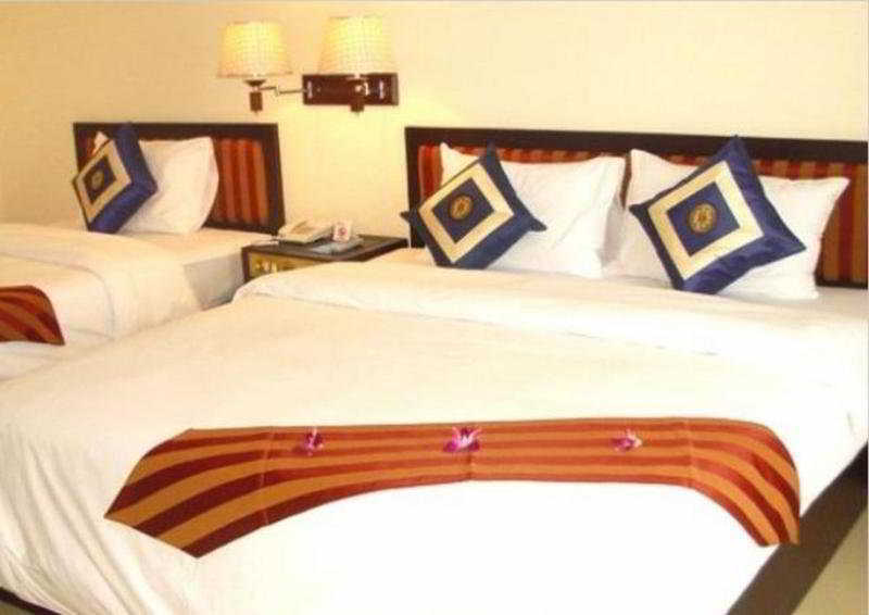 Angkor Riviera Hotel Siem Reap Exteriör bild