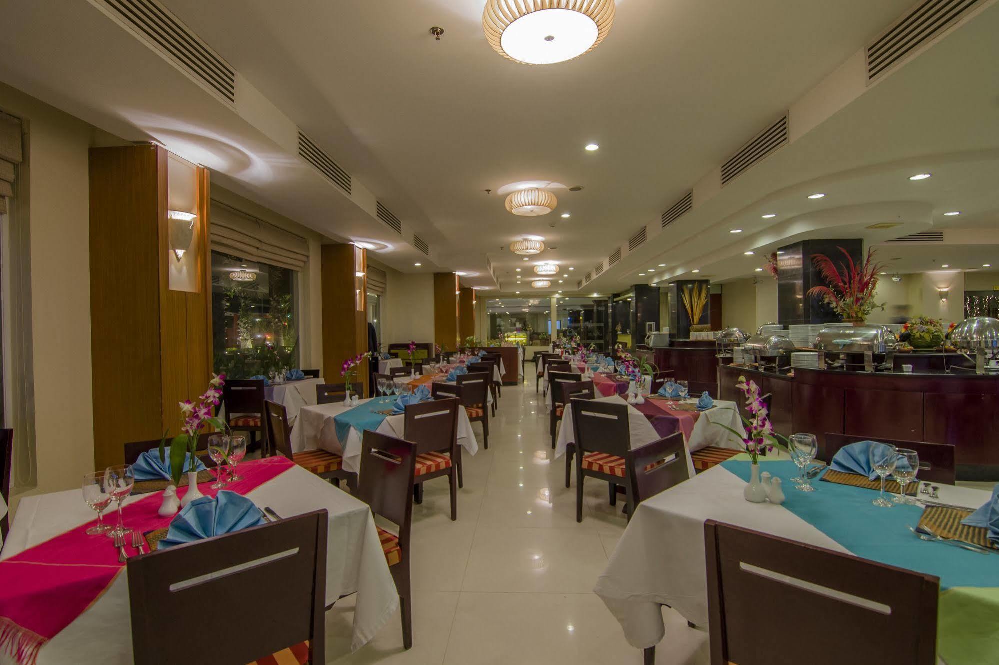 Angkor Riviera Hotel Siem Reap Exteriör bild